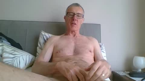 Snapshot of danielcoxone chatting on June 2, 2026, 8:49 am danielcoxone online show from June 2, 2026, 8:49 am