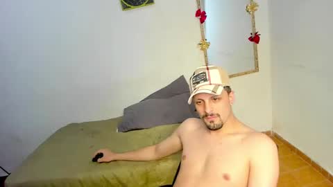 Snapshot of danielfiestaa chatting on January 10, 2025, 1:32 am danielfiestaa online show from January 10, 2025, 1:32 am