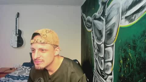 Snapshot of danielfiestaa chatting on February 10, 2025, 1:03 am danielfiestaa online show from February 10, 2025, 1:03 am