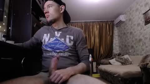 Snapshot of danielgraysoon chatting on November 11, 2025, 12:05 pm Daniel Grayson online show from November 11, 2025, 12:05 pm