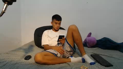 danielitopapii online show from February 26, 2025, 2:59 am