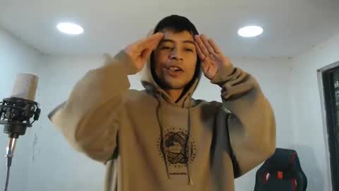 danielitopapii online show from October 11, 2025, 11:31 am