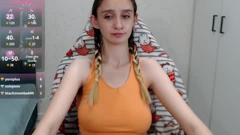 Snapshot of daniella_martin chatting on December 17, 2024, 2:12 am Daniella Martin online show from December 17, 2024, 2:12 am