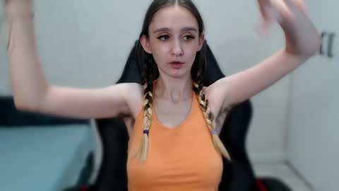 Snapshot of daniella_martin chatting on February 4, 2025, 12:11 pm Daniella Martin online show from February 4, 2025, 12:11 pm