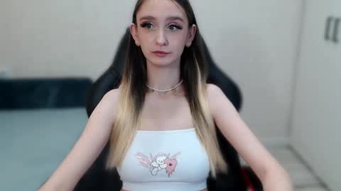 Snapshot of daniella_martin chatting on February 6, 2025, 10:15 am Daniella Martin online show from February 6, 2025, 10:15 am