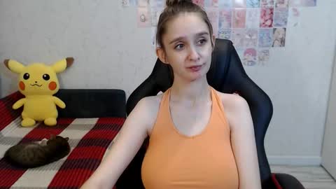 Snapshot of daniella_martin chatting on October 14, 2025, 12:44 am Daniella Martin online show from October 14, 2025, 12:44 am