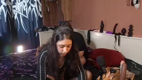 Sonya and  Tom online show from May 26, 2026, 3:30 pm