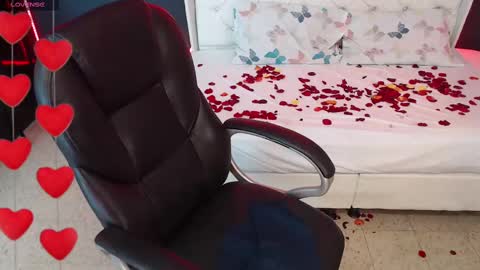 Snapshot of danielle_smithh chatting on February 15, 2025, 10:22 am Danielle Smith online show from February 15, 2025, 10:22 am