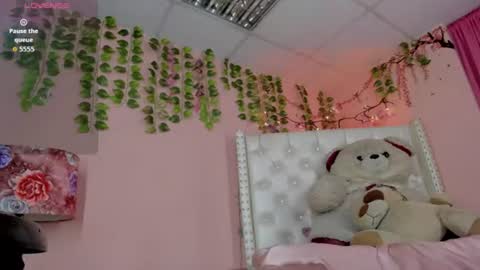 Snapshot of daniellex_ chatting on July 25, 2026, 1:36 am daniellex_ online show from July 25, 2026, 1:36 am