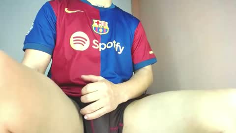 danieloficial13469 online show from November 16, 2025, 8:03 pm