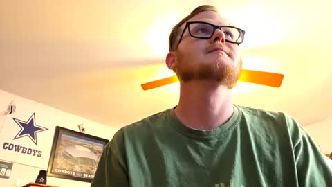 Snapshot of danielp_mod_cb chatting on October 3, 2025, 8:50 pm Daniel y. online show from October 3, 2025, 8:50 pm