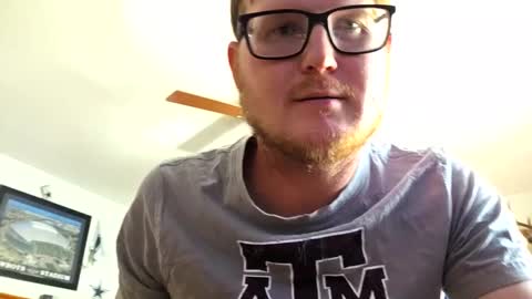 Snapshot of danielp_mod_cb chatting on October 28, 2025, 6:32 pm Daniel y. online show from October 28, 2025, 6:32 pm