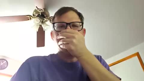 Snapshot of danielp_mod_cb chatting on May 19, 2026, 7:42 pm Daniel y. online show from May 19, 2026, 7:42 pm