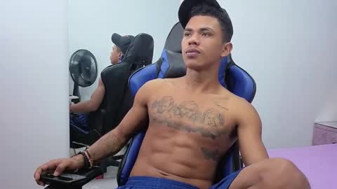 JUAN online show from November 25, 2025, 2:28 pm