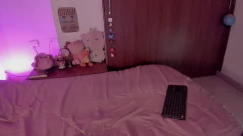 Snapshot of danii_boobs chatting on October 15, 2025, 6:46 am danii_boobs online show from October 15, 2025, 6:46 am