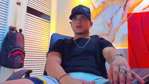 Dani online show from September 29, 2025, 3:44 am