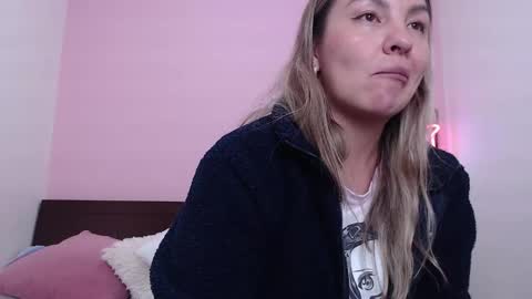 K A R O L online show from January 19, 2025, 2:04 am