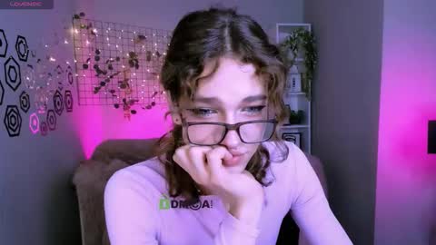 dann foxy online show from October 13, 2025, 7:36 pm