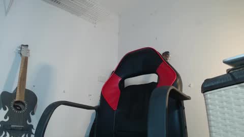 dann hill1 online show from February 26, 2025, 10:09 pm