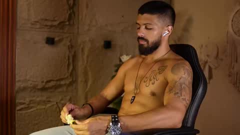 Snapshot of dann_saenz chatting on May 18, 2026, 3:51 pm Dann saenz online show from May 18, 2026, 3:51 pm