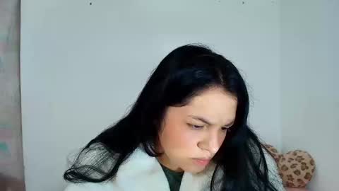 Snapshot of danna_1111 chatting on October 15, 2025, 2:17 pm danna online show from October 15, 2025, 2:17 pm