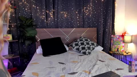 Dannacastle online show from December 28, 2024, 7:44 am