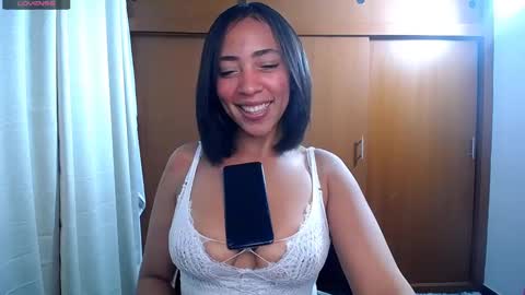 Danna  Ross online show from February 21, 2025, 11:21 pm