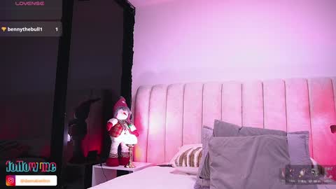 Snapshot of dannaberlin chatting on November 6, 2025, 7:37 pm Danna Berlin online show from November 6, 2025, 7:37 pm