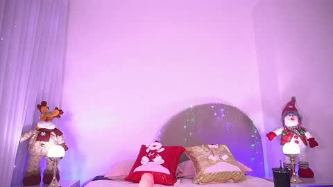 Danna Berlin  online show from December 15, 2025, 7:18 pm