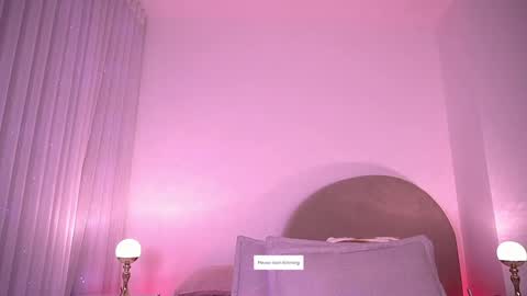 Danna Berlin  online show from January 14, 2026, 7:19 pm