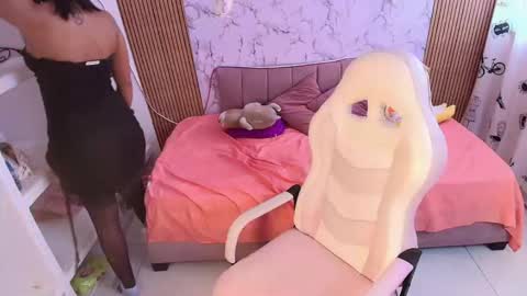 Snapshot of dannagabriella chatting on May 20, 2026, 8:26 pm dannagabriella online show from May 20, 2026, 8:26 pm