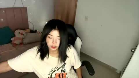 dannagabriella online show from June 14, 2026, 11:01 am
