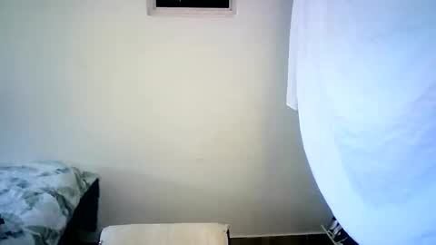 Snapshot of dannanovoa chatting on May 20, 2026, 3:51 pm Danna online show from May 20, 2026, 3:51 pm