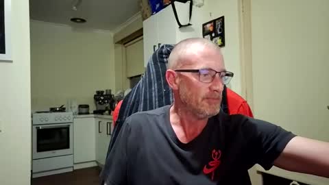 dannozdirekt online show from November 23, 2025, 2:06 pm