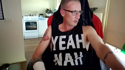 dannozdirekt online show from November 30, 2025, 11:09 pm