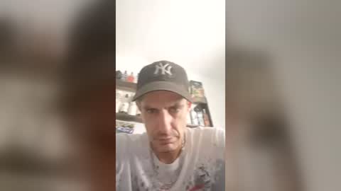 Snapshot of danny456672 chatting on August 6, 2026, 8:38 am danny456672 online show from August 6, 2026, 8:38 am