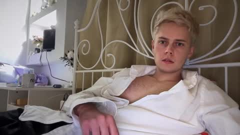 Snapshot of danny_love01 chatting on October 4, 2025, 7:34 pm danny online show from October 4, 2025, 7:34 pm