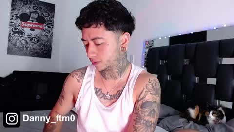 Snapshot of danny_stark chatting on March 8, 2025, 1:17 am Danny online show from March 8, 2025, 1:17 am