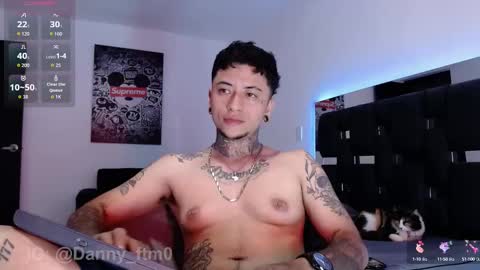 Snapshot of danny_stark chatting on October 3, 2025, 5:15 am Danny online show from October 3, 2025, 5:15 am