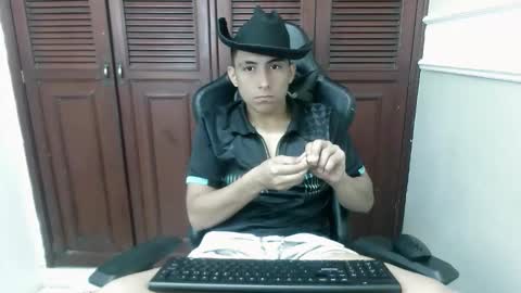dannyt_hot online show from November 18, 2025, 12:42 pm