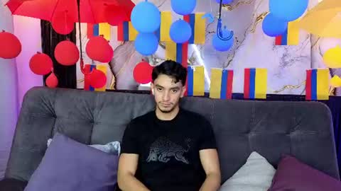 Snapshot of dante_18cm chatting on July 2, 2026, 12:43 am Dante online show from July 2, 2026, 12:43 am
