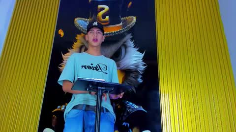 Snapshot of dante_brown1 chatting on November 14, 2025, 10:07 pm dante_brown1 online show from November 14, 2025, 10:07 pm