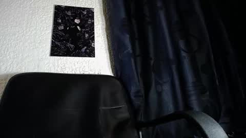 Snapshot of dante_d_angelo_ chatting on October 25, 2025, 4:31 am dante_d_angelo_ online show from October 25, 2025, 4:31 am