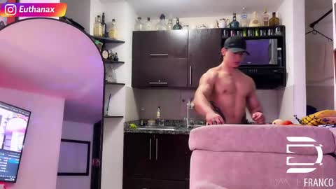 Snapshot of dante_franco chatting on June 5, 2026, 12:17 am dante_franco online show from June 5, 2026, 12:17 am