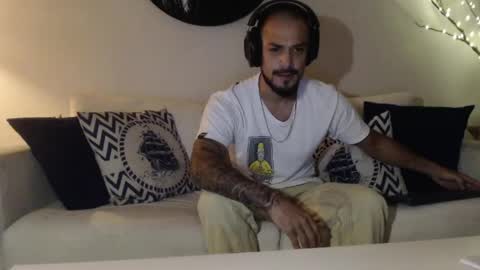 Snapshot of dante_hell1 chatting on April 22, 2026, 12:35 am Dante Hell online show from April 22, 2026, 12:35 am