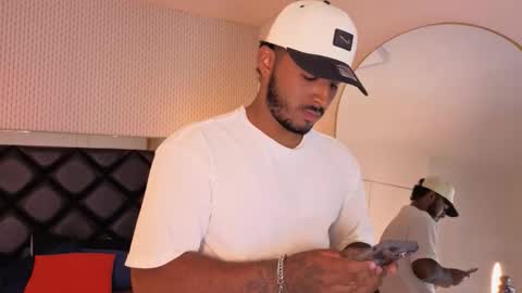 dante_jons online show from October 7, 2025, 4:09 am