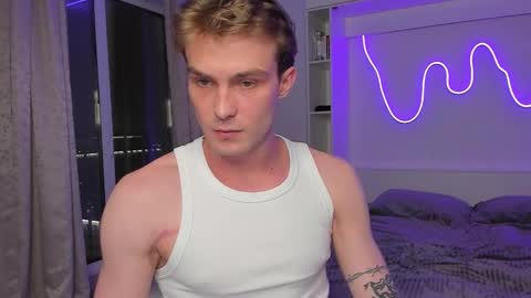 Dante and Ray online show from November 7, 2025, 10:43 pm