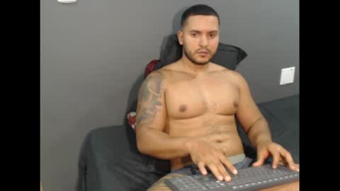 dantebrown1 online show from June 23, 2026, 1:25 am