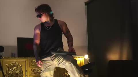 Dante coppola online show from October 3, 2025, 12:40 am