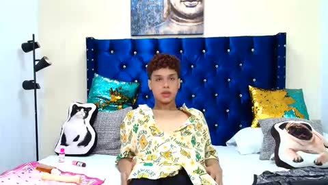 Snapshot of dantee_white18 chatting on May 22, 2026, 6:57 pm dantee_white18 online show from May 22, 2026, 6:57 pm